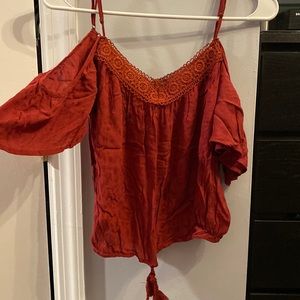 Forever 21 Maroon blouse, off the shoulder short sleeves, lace neckline, size L